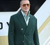 Surfant sur le succès du film, nos confrères de Beinsport Asia ont questionné Carlos Sainz, célèbre pilote espagnol de Formule 1, au sujet de l'une des déclarations de Brad Pitt.
Brad Pitt et sa compagne Ines De Ramon à la sortie de la première du film "F1" au Cineworld de Leicester Square à Londres, le 23 juin 2025. @Backgrid UK/ Bestimage