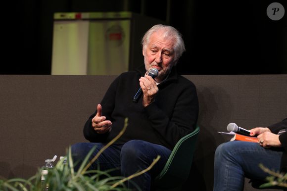 Il en demande 5 460 000 euros.

Pierre Gagnaire au 20ème Festival du Livre gourmand au Théâtre de Périgueux, le 15 novembre 2025. ©Jean-Marc LHOMER/Bestimage.
