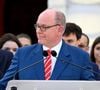 Le samedi 19 juillet, le Prince de Monaco a fêté ses 20 ans de règne en compagnie de ses proches.

Le prince Albert II de Monaco à la célébration des 20 ans de règne d'Albert II de Monaco sur la place du Palais à Monaco, le 19 juillet 2025. 

Photo : Bruno Bebert / Bestimage