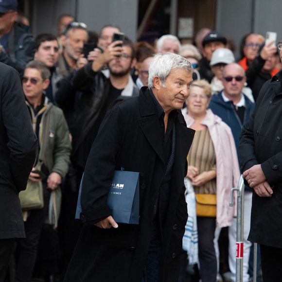 Martin Lamotte lors de la cérémonie d'enterrement de l'acteur français Michel Blanc à l'église Saint Eustache à Paris, France, le 10 octobre 2024. Photo by Florian Poitout/ABACAPRESS.COM