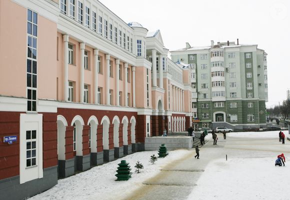 Illustration de la Mordovie, region russe ou va s’installer l'acteur francais Gerard Depardieu - Illustration d'une ecole a Saransk.
ITAR TASS / BESTIMAGE