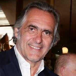 Emmanuel Chain s'est rendu au Bistrot de Paris
Exclusif - Richard Malka a reçu le Prix de La Revue des Deux Mondes des mains de Aurélie Julia et de Marc Ladreit de Lacharrière,  en présence de Luce Perrot, Valérie Toranian, Franz-Olivier Giesbert, Emmanuel Chain, Emmanuel Kasarhérou, et de nombreux invités au Bistrot de Paris. Paris, France. © Jack Tribeca / Bestimage