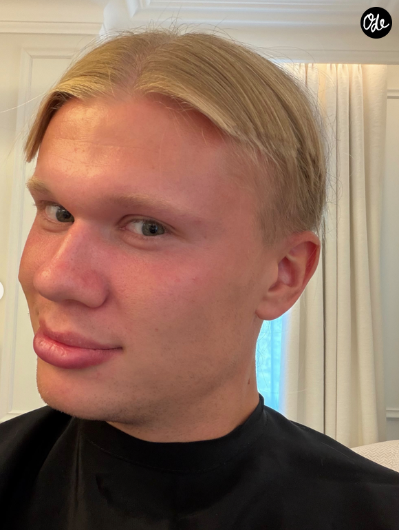 Pour cette rentrée, le sportif de 26 ans a choisi d'aborder un nouveau départ en se rasant tout simplement la tête. 

Compte Instagram de Erling Haaland