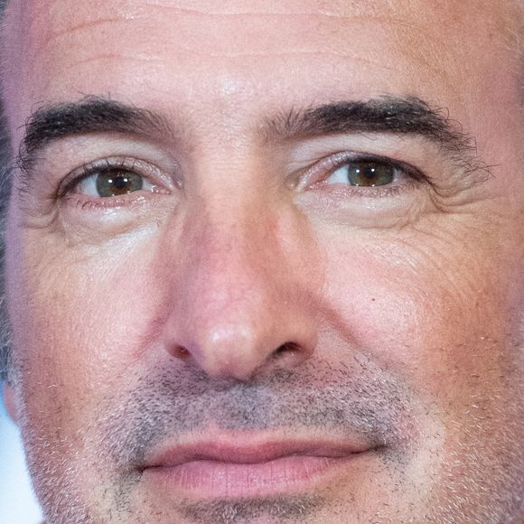 Jean Dujardin assiste à l'avant-première de Finalement au cinéma Grand Rex à Paris, France, le 30 octobre 2024. Photo par Aurore Marechal/ABACAPRESS.COM