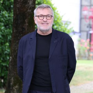 Laurent Ruquier - Photocall avec l'équipe de l'émission de radio "Les grosses têtes" lors de la 17ème édition du Festival du Film Francophone de Angoulême (FFA). Le 29 août 2024
© Coadic Guirec / Bestimage