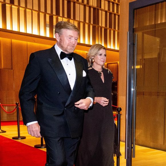Le roi Willem-Alexander et la reine Maxima des Pays-Bas assistent à une soirée de gala au JW Marriott de Nairobi, dans le cadre de leur visite d'Etat au Kenya, le 19 mars 2025. 
© Backgrid / Bestimage
