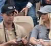 Aperçue le 6 juin 2025 aux côtés d'un mystérieux jeune homme dans les gradins de Roland Garros,

Kelly Vedovelli et son petit frère Lucas en tribunes lors des Internationaux de France de Tennis de Roland Garros 2025, à Paris, France, le 6 juin 2025. © Jacovides-Moreau/Bestimage