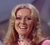 Clodagh Rodgers, la chanteuse qui avait représenté le Royaume-Uni à l’Eurovision en 1971, est décédée à l’âge de 78 ans. 

Capture d'écran YouTube du passage de Clodagh Rodgers, candidate du Royaume-Uni à l'Eurovision en 1971