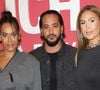 Une maman de trois qui, comme sa copine Amel Bent, affiche une silhouette affûtée et galbée.
Amel Bent, Slimane et Vitaa au photocall du "concerto pour la paix" de Omar Harfouch au Théâtre des Champs-Elysées à Paris le 18 septembre 2024. © Coadic Guirec / Bestimage