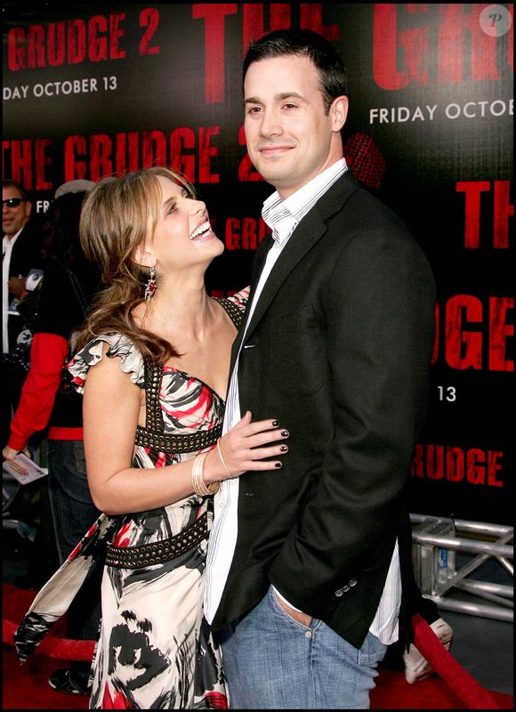 Sarah Michelle Gellar et son mari Freddie Prinze Jr. à Los Angeles.
©JUAN RICO / FAME PICTURES / BESTIMAGE