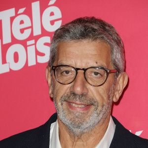 Michel Cymes - Photocall de la soirée "Télé Loisirs Awards 2024" aux Jardins du Pont-Neuf à Paris le 23 septembre 2024.  © Coadic Guirec/Bestimage