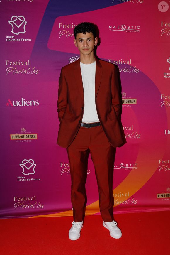 Lucas Ivoula lors de la cérémonie de clôture de la 5ème édition du festival Pluriel.les (Plurielles) au cinéma Majestic de Compiègne, France, le 19 mars 2022 . © Christophe Clovis/Bestimage