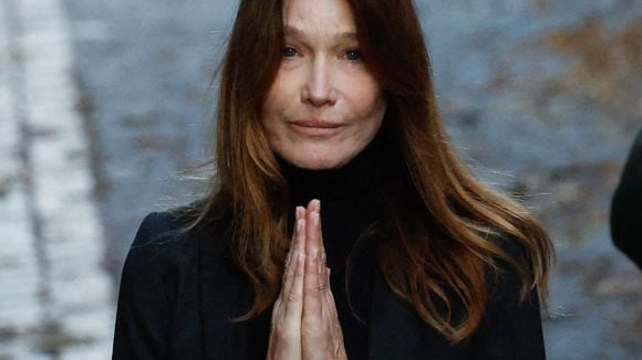 Cette célèbre chanteuse des années 60 et 70 nous a quittés ! Carla Bruni célèbre sa "voix d'ange"
