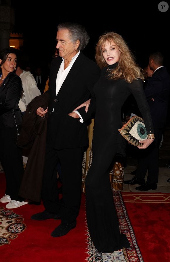 Arielle Dombasle et Bernard-Henri Lévy (BHL) - Dîner d'Etat offert par sa Majesté le roi Mohammed VI du Maroc en l'honneur du Président de la République Emmanuel Macron et de la première dame Brigitte Macron au Palais Royal de Rabat au Maroc le 29 Octobre 2024. © Dominique Jacovides/Bestimage