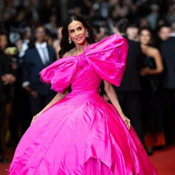 Demi Moore - Montée des marches du film " Paper Tiger " lors du 79ème Festival International du Film de Cannes, le 16 mai 2026. © Jacovides-Moreau / Bestimage