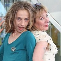 Billy Blanchard apparaît avec sa mère Julie Depardieu au show Christian Louboutin : l'actrice s'est servie dans le dressing de son fils !