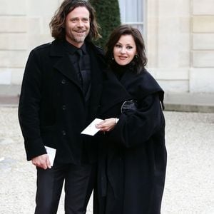 Leur séparation avec Vincent Mancini a été officialisée en 2023, dans le respect et avec leur fils comme priorité. 

Tina Arena et son mari Vincent Mancini - Dîner d'Etat en l'honneur du gouverneur australien Peter Cosgrove au palais de l'Elysée à Paris, le 26 avril 2016. © Stéphane Lemouton/Bestimage