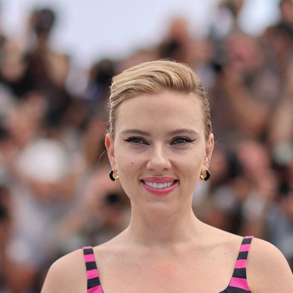 Scarlett Johansson - Photocall de "Asteroid City" lors du 76ème Festival International du Film de Cannes le 24 mai 2023. © Jacovides-Moreau/Bestimage