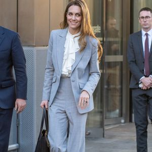 Kate Middleton assiste au Sommet sur l'avenir du travail, organisé par la Royal Foundation et le groupe de travail des entreprises pour la petite enfance à la Salesforce Tower, dans la City de Londres, au Royaume-Uni, le 18 novembre 2025. © Thomas Krych/ZUMA Press Wire/Bestimage
