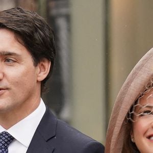 "Vous savez, on est des êtres humains et les choses nous affectent. C'est normal", a-t-elle commencé à faire savoir. Et d'ajouter : "La façon dont on réagit nous appartient. Alors, j'ai choisi d'essayer d'écouter la musique plutôt que le bruit". 

Le premier ministre canadien Justin Trudeau et sa femme Sophie Trudeau - Les invités à la cérémonie de couronnement du roi d'Angleterre à l'abbaye de Westminster de Londres, Royaume Uni, le 6 mai 2023.