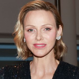 La princesse Charlène a été élevée au rang de Grand Officier de l’Ordre du Mérite du CISM "pour son engagement constant en faveur du sport"

Exclusif -La princesse Charlène de Monaco - Le prince et la princesse de Monaco assistent au 90ème anniversaire de Mogy Moghadam au yacht Club de Monaco, le 1er mai 2026. © Claudia Albuquerque/Bestimage