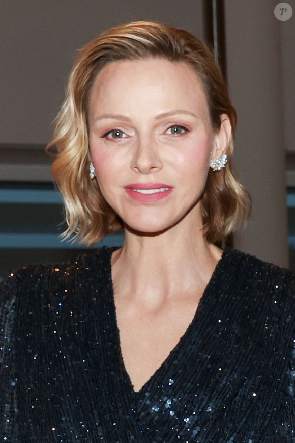La princesse Charlène a été élevée au rang de Grand Officier de l’Ordre du Mérite du CISM "pour son engagement constant en faveur du sport"

Exclusif -La princesse Charlène de Monaco - Le prince et la princesse de Monaco assistent au 90ème anniversaire de Mogy Moghadam au yacht Club de Monaco, le 1er mai 2026. © Claudia Albuquerque/Bestimage