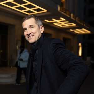 Exclusif - Guillaume Canet - Les célébrités arrivent au dîner du Cinéma du Madame Figaro au restaurant "Gigi" à Paris le 31 mars 2026.  © Julien Sarkissian/Bestimage