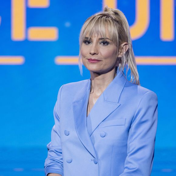 L'animatrice Elodie Gossuin, mariée à Bertrand Lacherie, est l'heureuse maman de deux paires de jumeaux.

Exclusif - Élodie Gossuin - Enregistrement de l'émission "Ce soir on chante pour l'Unicef - Urgence Ukraine", au Dôme de Paris et diffusée sur W9 © Cyril Moreau / Bestimage