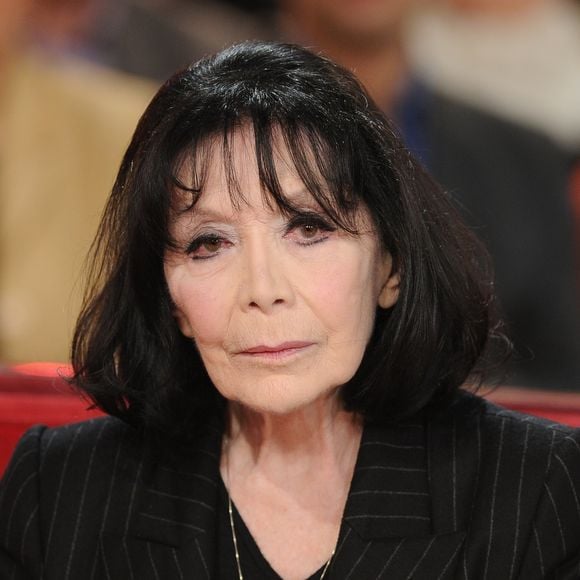 Juliette Gréco lors de l'enregistrement de l'émission "Vivement dimanche". © Guillaume Gaffiot /Bestimage