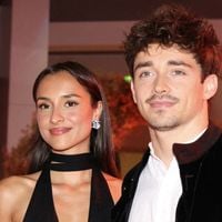 Charles Leclerc : sa femme Alexandra officialise sa grossesse avec des photos de son ventre bien arrondi