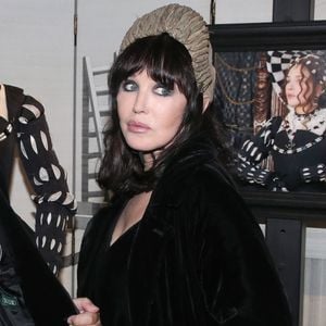 Isabelle Adjani - Vernissage de l'exposition Isabelle Adjani "Les reines de cœur en majesté", Galerie Pierre Passebon à Paris, France, le 3 Novembre 2022. 

© Bertrand Rindoff / Bestimage