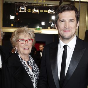 Lui-même fils de parents divorcés, Guillaume Canet sait l'importance de la fratrie...

Guillaume Canet et ses parents, Philippe et Marie-Antoinette Canet, lors de la 40ème cérémonie des César au théâtre du Châtelet à Paris, le 20 février 2015. Crédit Borde-Jacovides / Bestimage