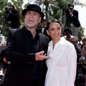 Eric Cantona et sa femme Rachida Brakni - Montée des marches du film « Soudain » lors du 79ème Festival International du Film de Cannes, le 15 mai 2026. © Olivier Borde / Bestimage