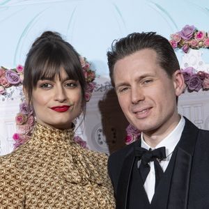 La belle déclaration d’amour d’Alex Kapranos pour son fils

Clara Luciani et son compagnon Alex Kapranos - Photocall du 40ème Gala de Charité AROP (Association pour le Rayonnement de l'Opéra de Paris) à l'Opera Garnier à Paris. © Pierre Perusseau/Bestimage