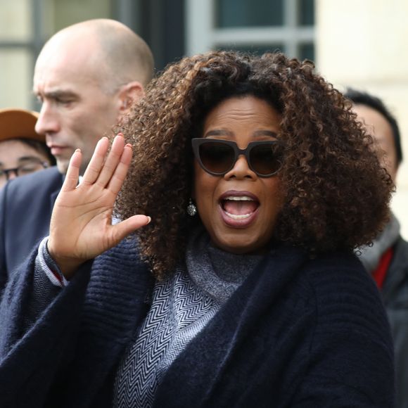 Oprah Winfrey est allée faire du shopping chez Max Mara à Paris lors de la fashion week. Le 4 mars 2019