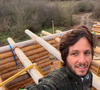 et justement, il est facile de recréer cette ambiance "trappeur chic" chez vous.

Selfie pris par Vianney sur son compte Instagram.
