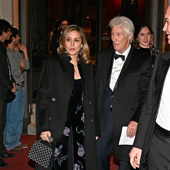 Richard Gere et sa femme Alejandra Silva savourent leur nouvelle vie à Madrid à l'occasion d'une soirée, le 27 novembre 2024.