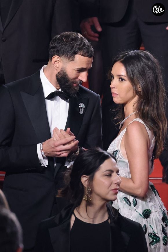 Karim Benzema et sa compagne Lyna Khoudri à la descente des marches du film « 13 jours 13 nuits » lors du 78ème Festival International du Film de Cannes. Le 23 mai 2025.

© Jacovides-Moreau / Bestimage
