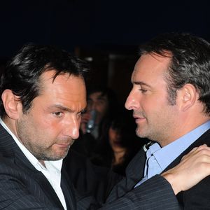 Jean Dujardin, Gilles Lellouche, Pio Marmaï et Jean-Paul Rouve ont été entendus le 10 mars à huis clos,

Gilles Lellouche et Jean Dujardin à la première du films "Les infidèles". © Guillaume Gaffiot /Bestimage
