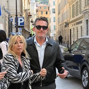 Rongé par un sentiment de culpabilité collective, il a regretté que personne n'ait entendu les appels au secours de l'ancienne star.

Alexia Laroche-Joubert, Angela Lorente, Benjamin Castaldi - Sorties des obsèques de Loana Petrucciani dans la cathédrale Sainte-Réparate à Nice le 10 avril 2026. L'ancienne star de téléréalité a été retrouvée morte dans son appartement niçois par les autorités, le 25 mars dernier. © Bruno Bebert/Bestimage