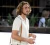 Le joueur de tennis Stefanos Tsitsipas utilisait régulièrement les valises de la marque lors de ses déplacements sur le circuit ATP, renforçant son image premium. 

Stefanos Tsitsipas, le champion de tennis, durant la 2eme journée du Jumping International de Monte-Carlo, le 4 juillet 2024, invité par le cavalier Iñigo Lopez De La Osa. En mode Fashion Victim, le tennisman grec a pu juger sur pièce le parcours que les cavaliers du Prom Am allaient aborder, avec une petite glace et son petit sac tendance, Rimowa, à 1320 Euros.
La compétition se déroule sur le port Hercule à Monaco, du 3 juillet au 5 juillet. © Bruno Bebert/Bestimage