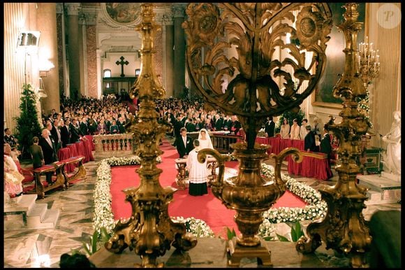 Mariage du prince Emmanuel-Philibert de Savoie et de Clotilde Courau le 25 septembre 2003 à la basilique Sainte-Marie des Anges à Rome  AGENCE / BESTIMAGE