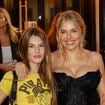 Sienna Miller sur le tapis rouge avec sa fille Marlowe, 14 ans : l'adolescente est le mélange parfait de l'actrice et de son ex connu