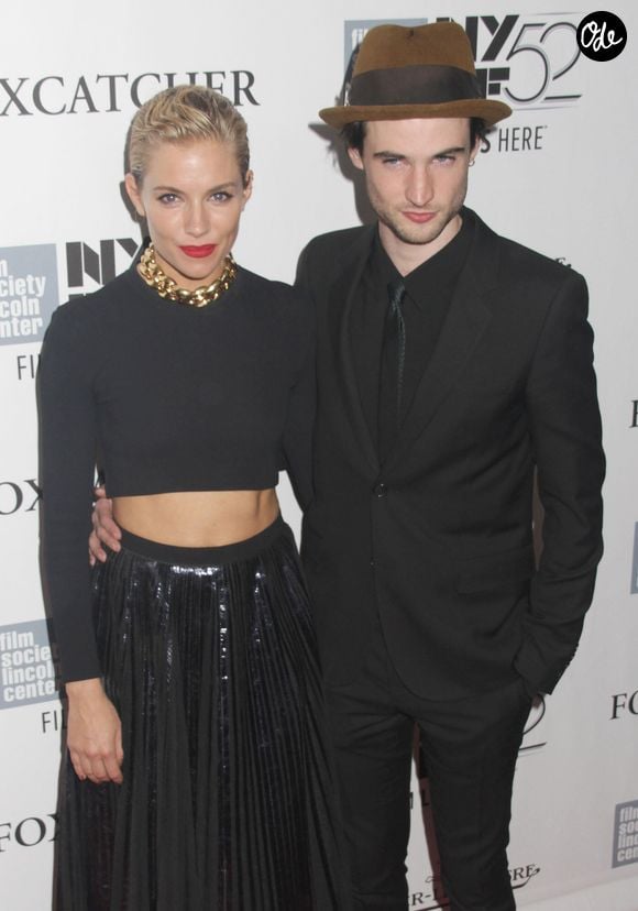 Sienna Miller et son fiancé Tom Sturridge - Première du film "Foxcatcher" lors du 52ème festival du film de New York, le 10 octobre 2014.