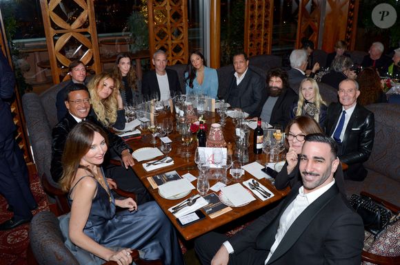 Avec plus de 200k sur le réseau social chinois, et 128k sur Instagram, le couple cumule des millions de vues sur leurs vidéos de bons plans food. 


Adil Rami, Elsa Zylberstein, Omar Harfouch, Adriana Karembeu, le prince Louis de Luxembourg et sa compagne Scarlett-Lauren Sirgue, Hassen Chalghoumi, Marek Halter, Jean-Claude Jitrois au dîner au restaurant Dar Mima lors du concert unique de O.Harfouch et son orchestre pour la paix à l'Institut du Monde Arabe à Paris le 3 février 2024.

© Rachid Bellak / Bestimage