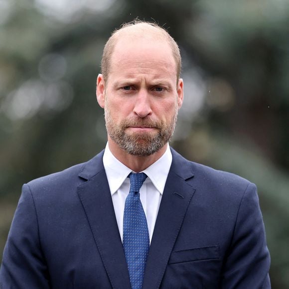 Le prince William a dévoilé sa routine fitness et alimentaire.

Le prince William lors de l'inauguration du Mémorial humanitaire mondial, le premier mémorial dédié aux travailleurs humanitaires du monde entier, créé par l'artiste britannique Michael Landy, à Gunnersbury Park à Londres. Photo par PA Photo/ Bestimage