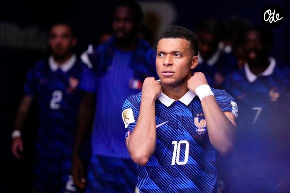 18 juillet 2026, Miami Gardens, Floride, États-Unis : le Français Kylian Mbappé au match entre la France à l'Angleterre au Miami Stadium, le 18 juillet 2026 à Miami Gardens, aux États-Unis. (Crédit photo : © Jose Breton/AFP7 via ZUMA Press / Bestimage Wire / Bestimage)