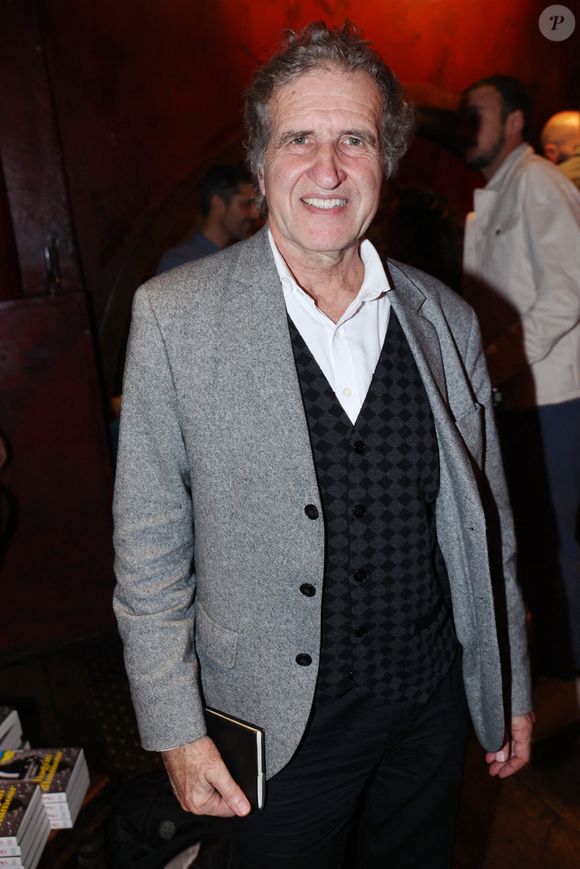 Gérard Leclerc assiste au lancement du livre 'Chagrin d'Humour' de Sébastien Thoen au Buddha Bar à Paris, France, le 14 novembre 2022. Photo by Jerome Domine/ABACAPRESS.COM