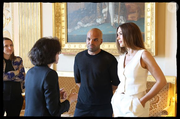 Exclusif - Vitaa, Saïd Boussif, Rachida Dati - La chanteuse Vitaa et le Producteur musical Saïd Boussif élevés par la ministre de la Culture, Rachida Dati au grade de chevalier dans l'ordre des Arts et Lettres dans le salon des Maréchaux au ministère de la Culture à Paris le 24 juin 2024. © Dominique Jacovides - Alain Guizard / Bestimage