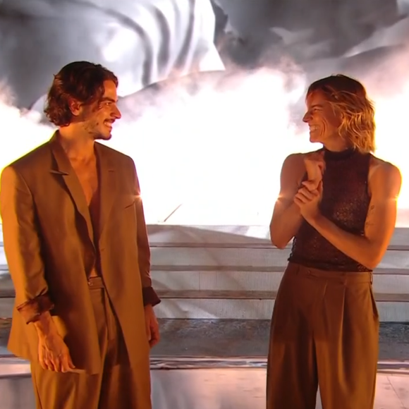 Il s'agit de Romain Guillermic

Fauve Hautot (Danse avec les stars) : Apparition surprise de son compagnon Romain, lui aussi très talentueux, capture d'écran TF1